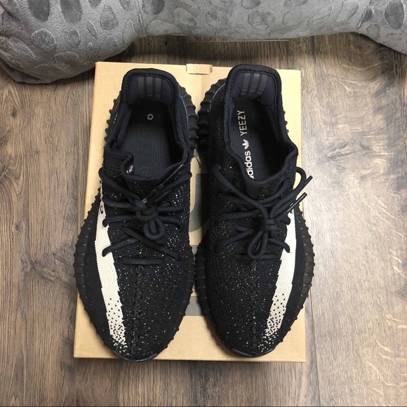 yeezy black size 8